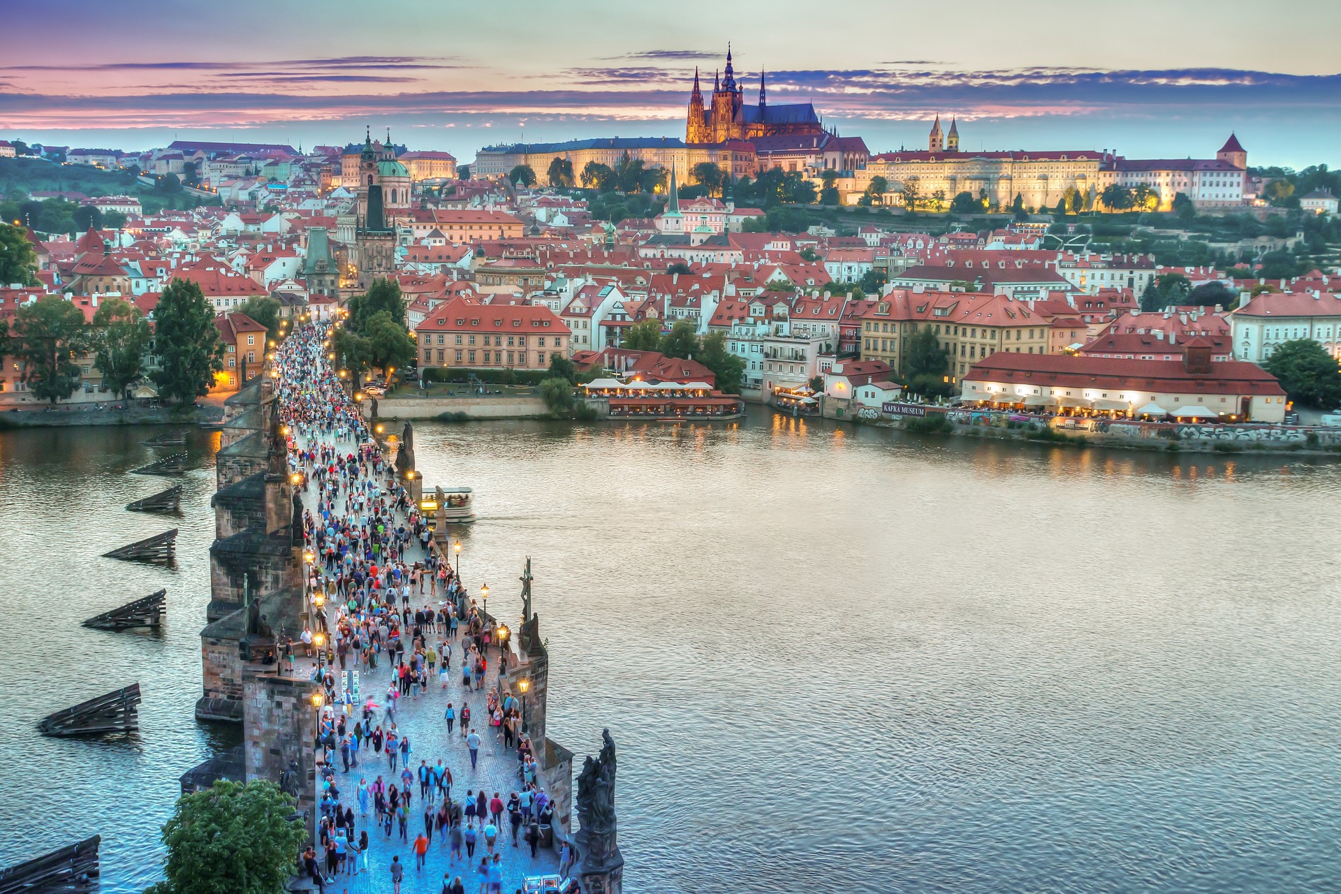 Дунавски столици преди Коледа - Будапеща, Братислава, Прага и Виена

 - Изображение 11