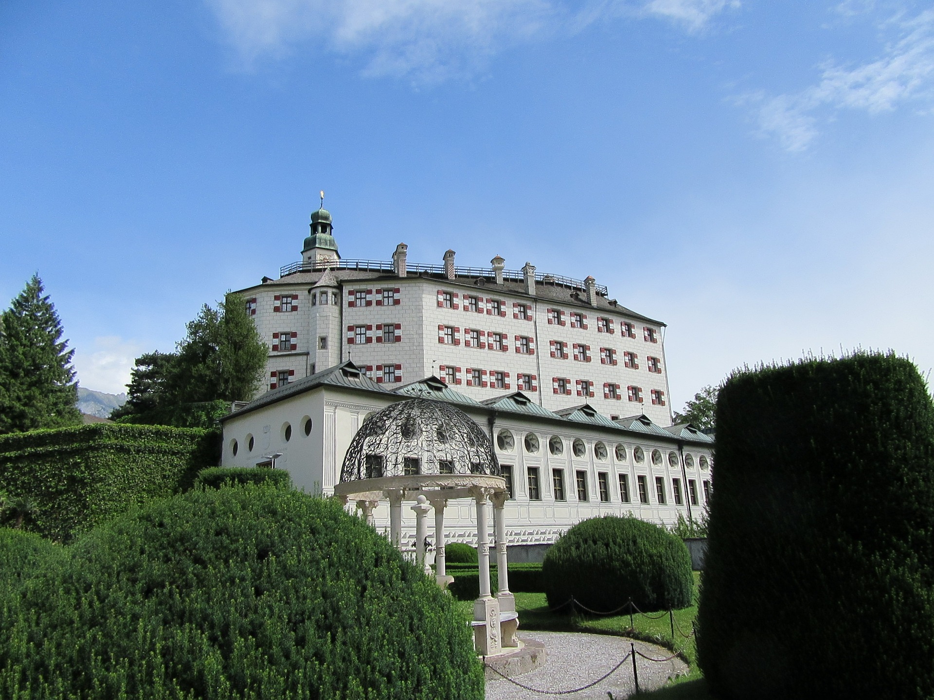 Баварски кралски замъци, без нощни преходи

 - Изображение 36