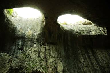 Пещерата Проходна, геопарк Искър-Панега и Крушунски водопади