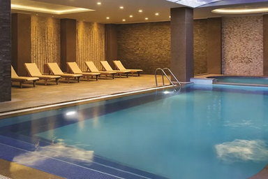 8-ми март в Ramada By Windham Bursa