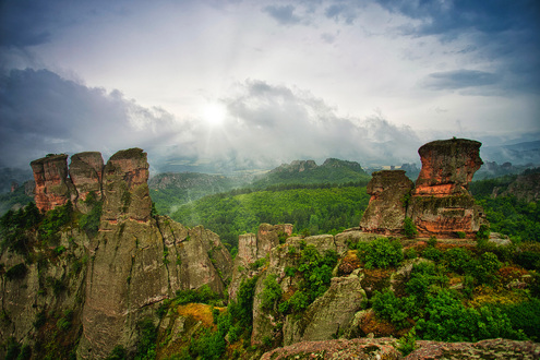 Скалните феномени на Северозапада - пещерата Леденика, Белоградчишки скали, Видин и пещерата Венеца - Изображение 1