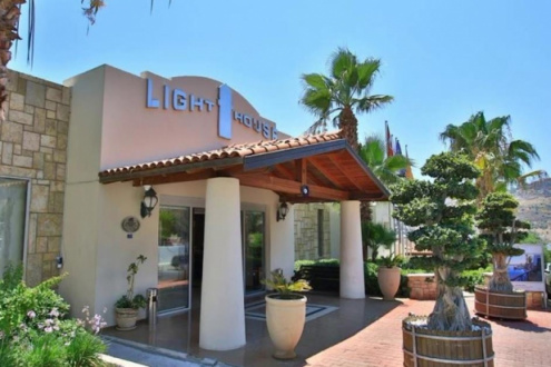 LIGHTHOUSE BEACH HOTEL - Изображение 1