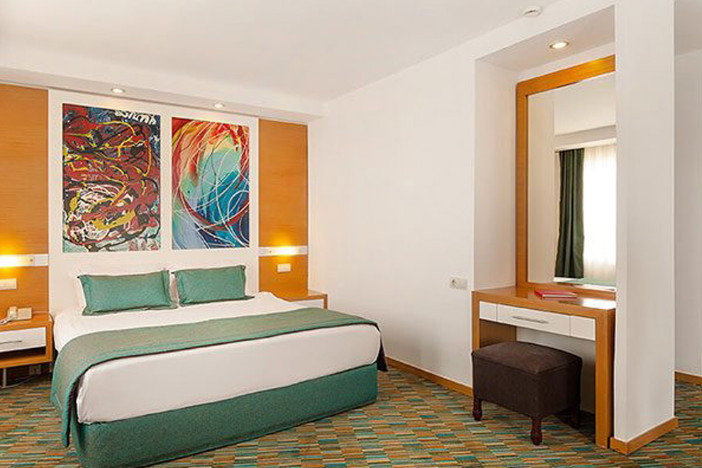 LADONIA HOTEL ADAKULE - Suite Room