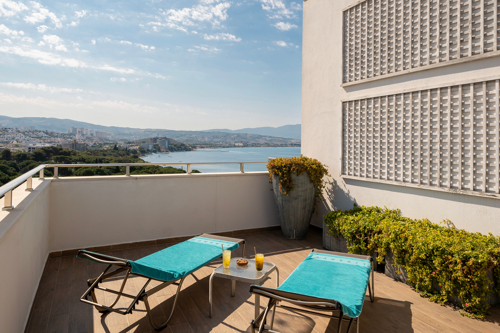 Liberty Kusadasi - Corner Suite Side Sea View