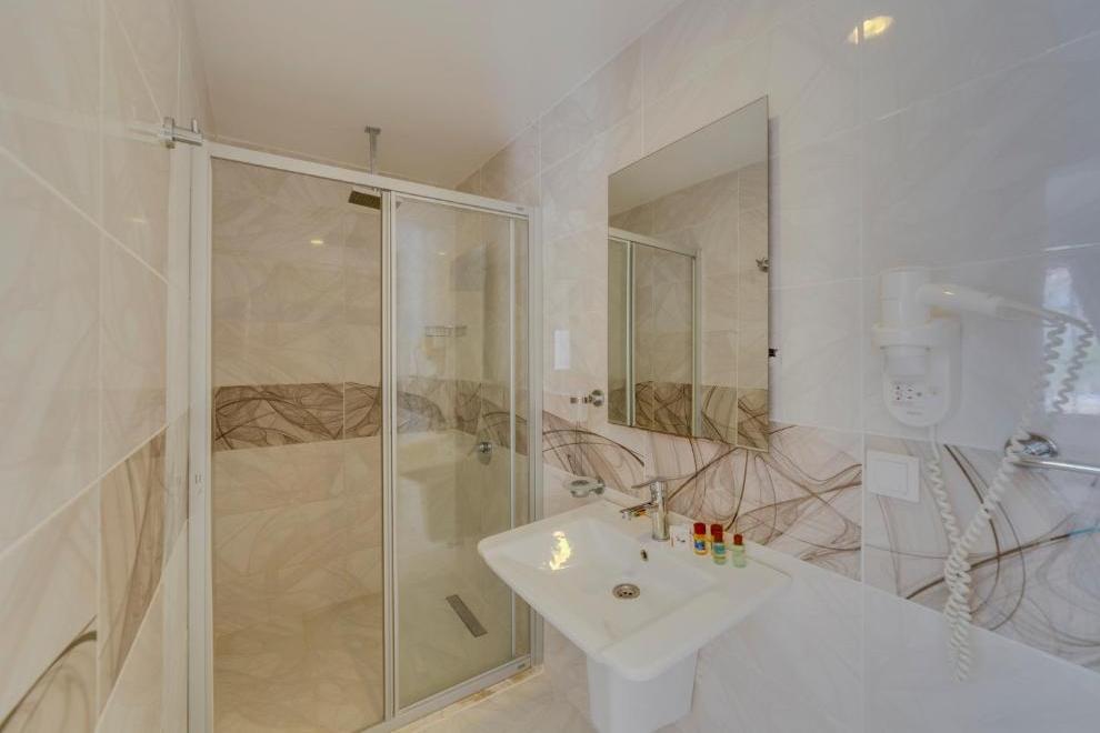 MERCAN BEACH HOTEL - Изображение 13