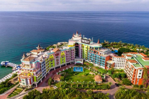 MERIT CRYSTAL COVE HOTEL - Изображение 1