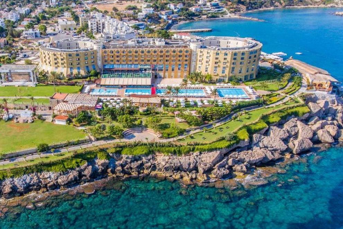 MERIT PARK HOTEL - Изображение 1