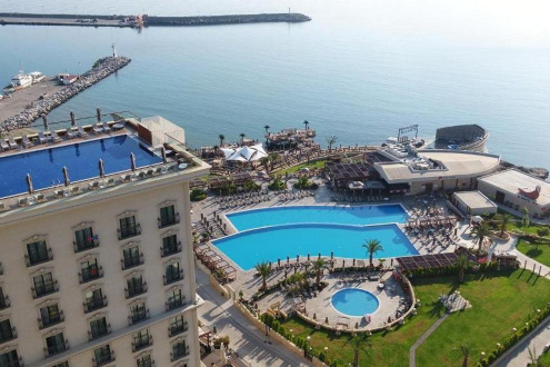 LORDS PALACE HOTEL - Изображение 1