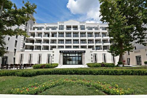 White Rock Castle Suite Hotel - Изображение 1