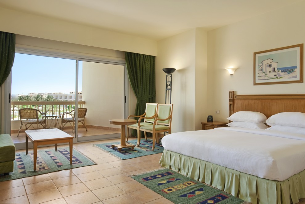 Long Beach Resort - Deluxe Room