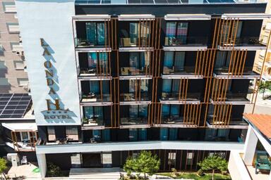 La Onda Hotel