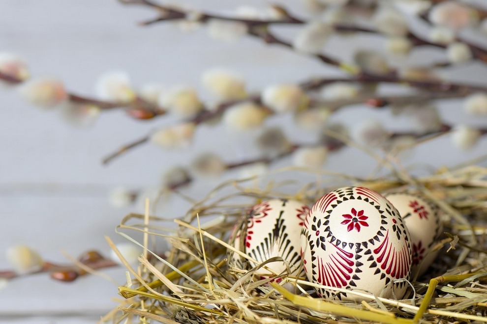 Пътувай за Великден