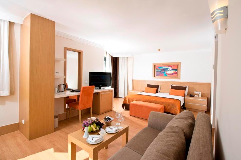 Limak Limra Resort & Hotel - Jacuzzi Suite - Doris-bg.com Limak Limra Resort & Hotel - Jacuzzi Suite