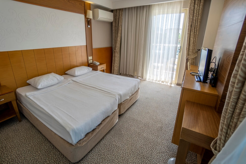 Mc Beach Resort Hotel - Family Room - Doris-bg.com Mc Beach Resort Hotel - Family Room