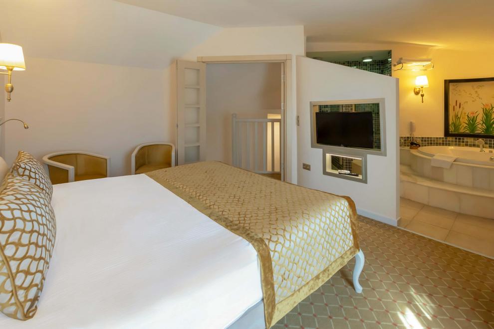 Starlight Resort Hotel - Club Doublex Jacuzzi - Doris-bg.com Starlight Resort Hotel - Club Doublex Jacuzzi