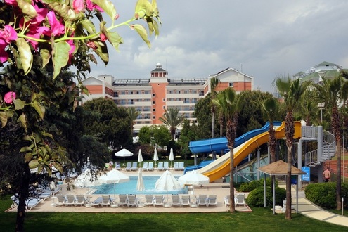 Insula Resort & Spa - Изображение 1
